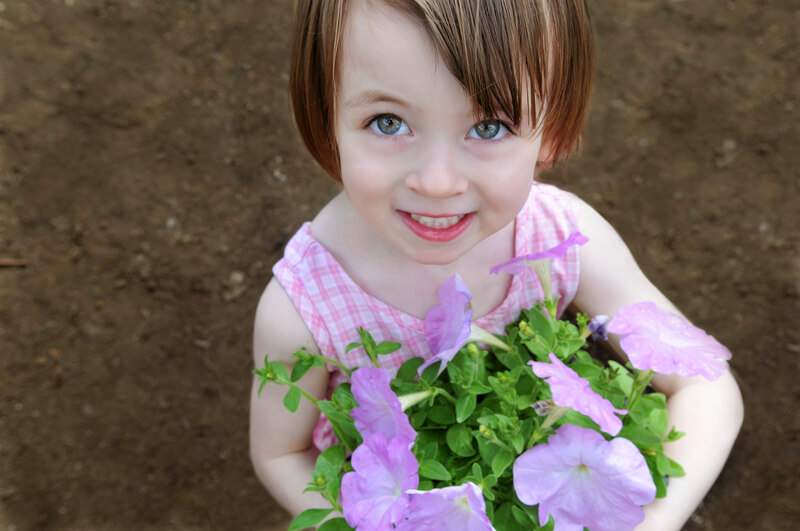 Gardening With Your Kids! - Blog